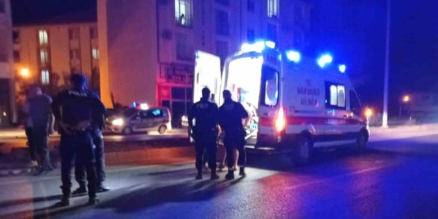 Adıyaman Gölbaşı'nda motosiklet devrildi, 1 kişi yaralandı ve hastaneye kaldırıldı