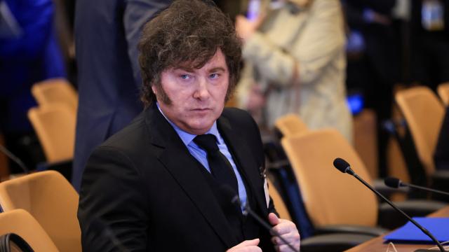 Ä°ngiltere ile Arjantin arasÄ±nda 'Falkland AdalarÄ±' krizi