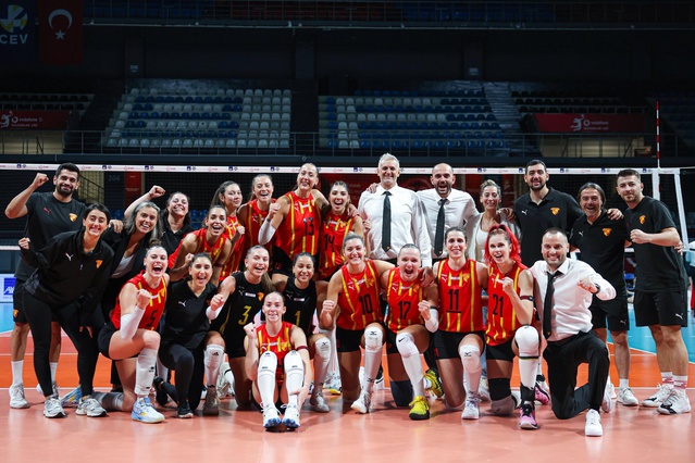 Kadınlar Kupa Voley'de Aras Kargo son 8'e kaldı, Göztepe ve Manisa elendi