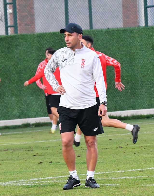 Balıkesirspor'da 7-1'lik yenilgi Polat Çetin'in sonu oldu, Cem Kavçak'la anlaşıldı