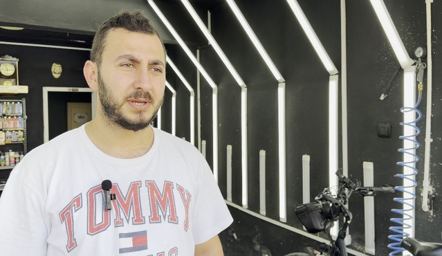 Yemek ikram ettiği çocuk boğulmak üzereydi! Artvin'de oto yıkamacının müdahalesi hayat kurtardı