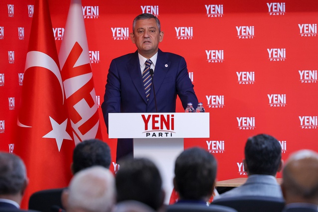 Özgür Özel fon krizini depremle karşılaştırdı: Asrın soygunu 90 milyar dolar