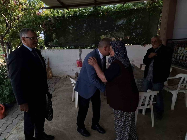Sarıgöl’de şehit ailesine vefa ziyareti