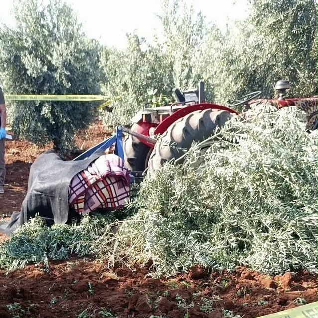 İddiaya göre Şıh Mahsur'da traktörün arkasına düşen M.Ü. hayatını kaybetti