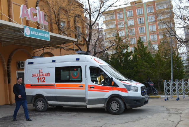 Mardin Kızıltepe'de S.G. (39), iddiaya göre tabancayla vurulup ağır yaralandı