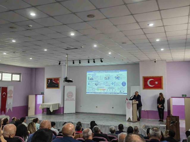 Yunusemre'de okul güvenliği ve bağımlılıkla mücadele toplantısı yapıldı