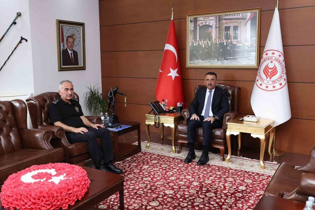 Zonguldak İl Emniyet Müdürü İbrahim Kaba, Vali Hacıbektaşoğlu'nu ziyaret etti