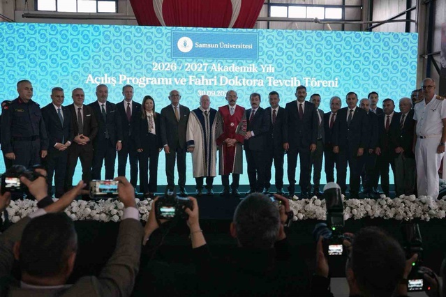 SAMÜ'de 2026-2027 akademik yılı açıldı, Mehmet Muş'a fahri doktora verildi