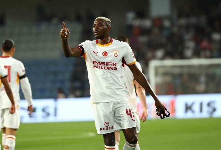 Galatasaray'a Victor Osimhen'den müjde