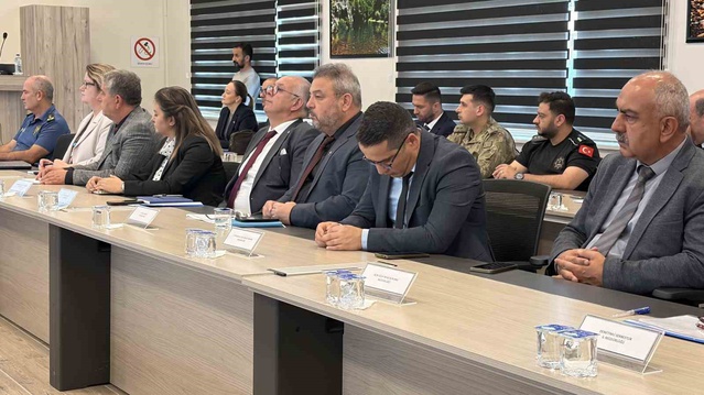 Kırklareli Valisi Uğur Turan, bağımlılıkla mücadelede UYUMA'ya çağrı yaptı