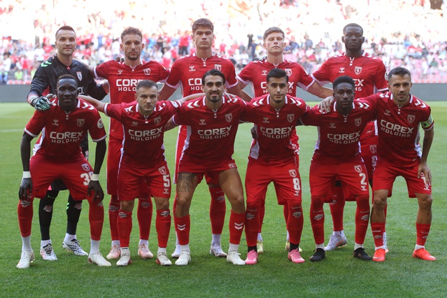 Samsunspor'da Fuat Çapa, sakatlık olmazsa Trabzonspor maçında tam kadro bekliyor