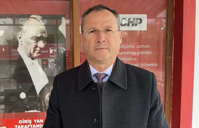 Çin'e giden Fethiye Belediye Meclis Üyesi Ruhtan Başkaya CHP'den kesin ihraç edildi