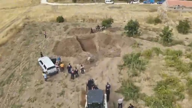 Aksaray Ağaçören'de Fadime Görgülü dosyasında kazıda kemik ve 3 altın bilezik bulundu