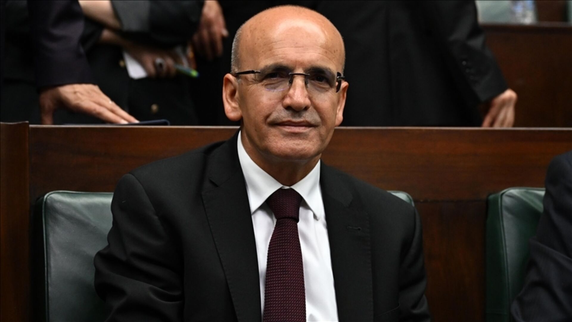 Bakan Şimşek'ten istifa iddialarına yalanlama