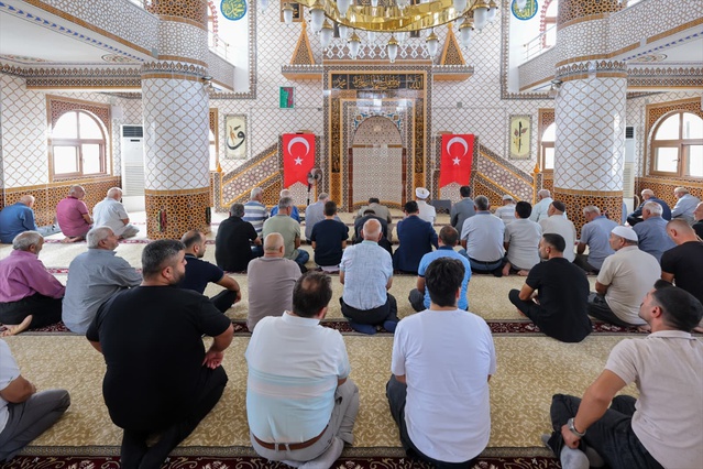 Hatay'da depremde yıkılan caminin yerine yenisi yapıldı