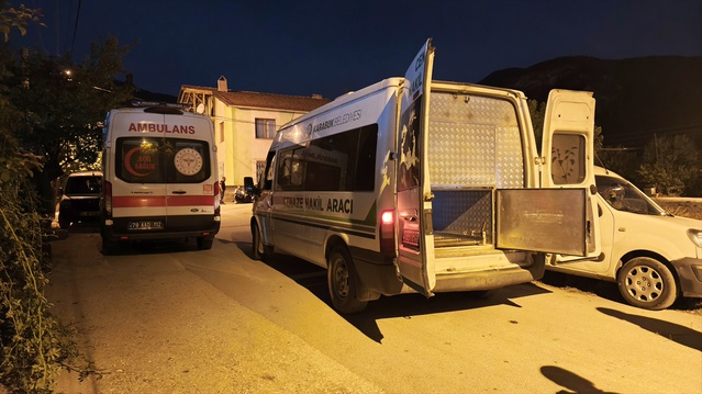 Karabük'te 71 yaşındaki adam, yakınlarının ihbarıyla evinde ölü bulundu