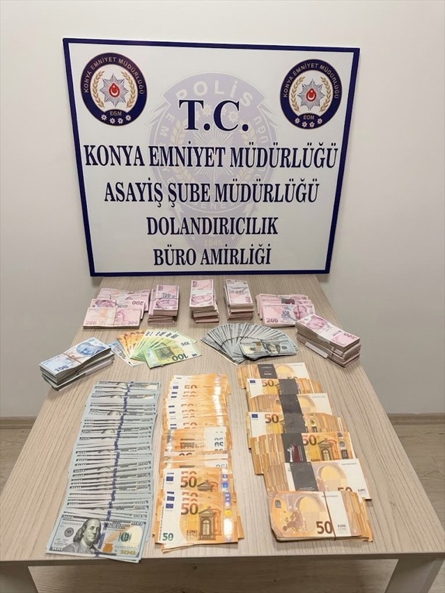 Konya'da kendini polis ve savcı diye tanıtan 2 şüpheli yakalanıp tutuklandı