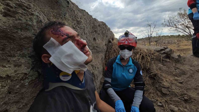 Kayseri UMKE tatbikatında göçük altındaki genç, 'Jandarma gelmeden altınları al' dedi