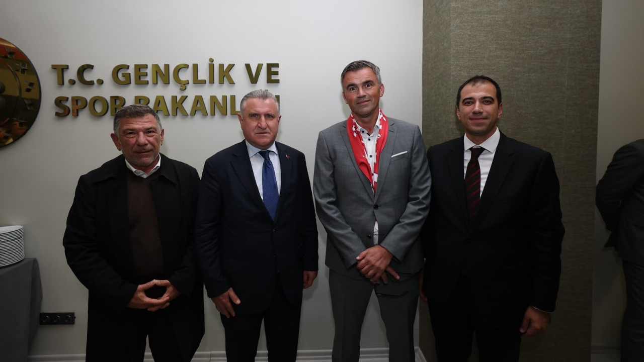 Bakan Bak, Avrupa Okul Sporları Federasyonu heyetini ağırladı