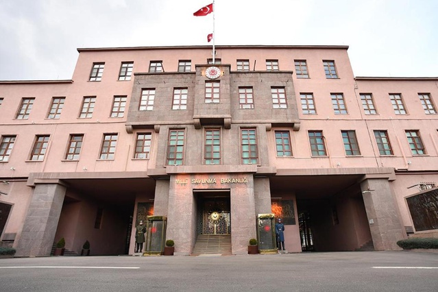 MSB'den Yunanistan, GKRY ve İsrail'e "denizaltı elektrik kablosu" uyarısı: İzinsiz faaliyete müsaade edilmeyecek