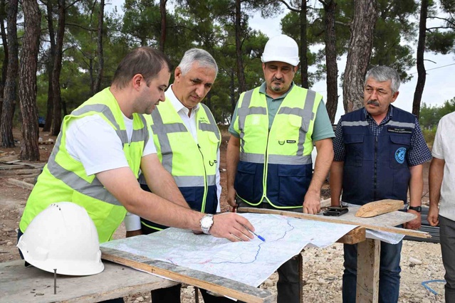Gördes'te 40 yıllık su sorununa 120 milyon TL'lik projede 15,5 kilometrelik hat tamamlandı