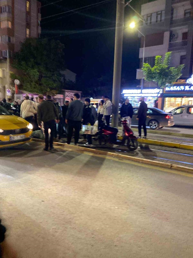Eskişehir Tepebaşı'nda motosikletin çarptığı yaya ağır yaralandı