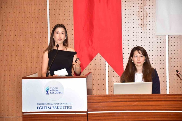 Eskişehir Osmangazi Üniversitesi'nde kadına yönelik şiddetle mücadele eğitimi verildi