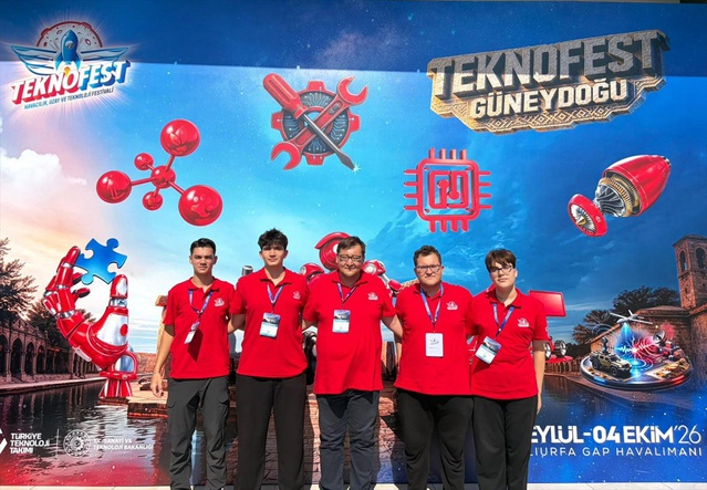 Eskişehir EOSB meslek lisesi TEKNOFEST'te 4 Türkiye derecesi kazandı