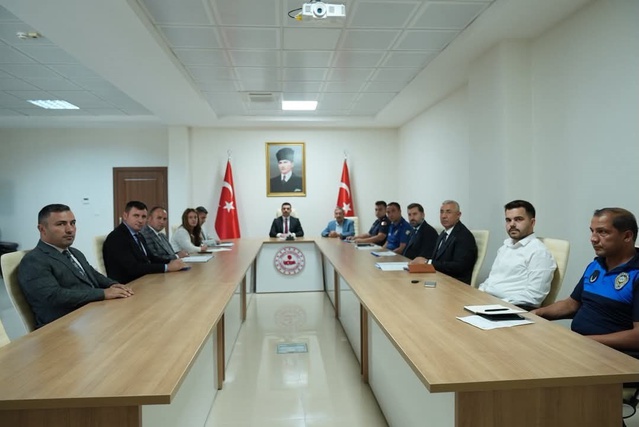 Darende'de çocuk, kadın ve bağımlılık konuları Kaymakam başkanlığında görüşüldü