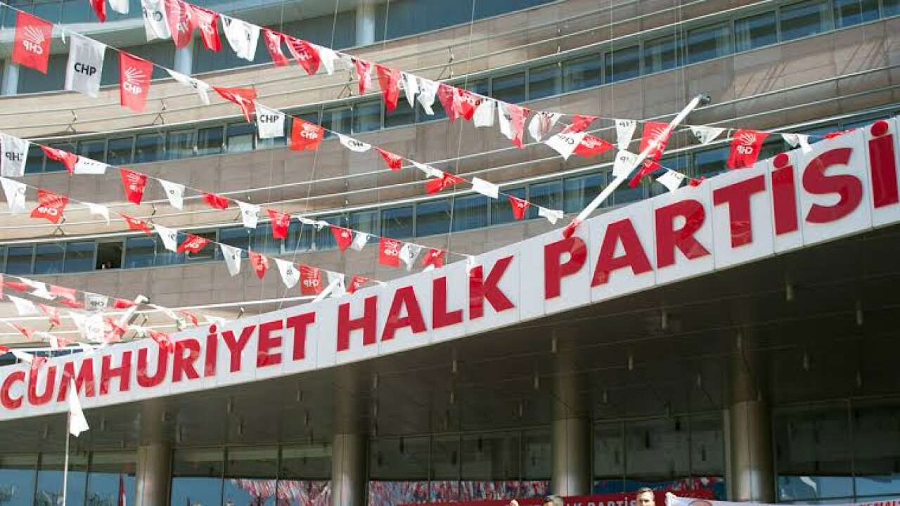 CHP Genel Başkanlığına adaylığını koydu