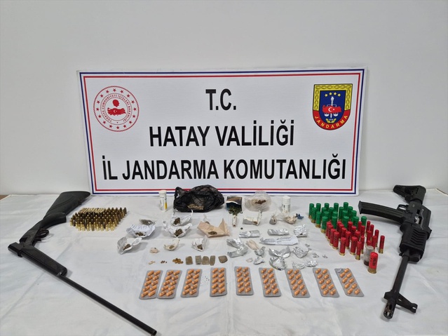 Hatay Dörtyol'da uyuşturucu operasyonunda 4 şüpheli gözaltına alındı