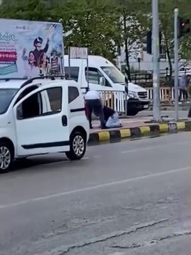 Hatay Erzin'de saldırı anı kamerada, husumetlisini yaralayan şüpheli yakalandı