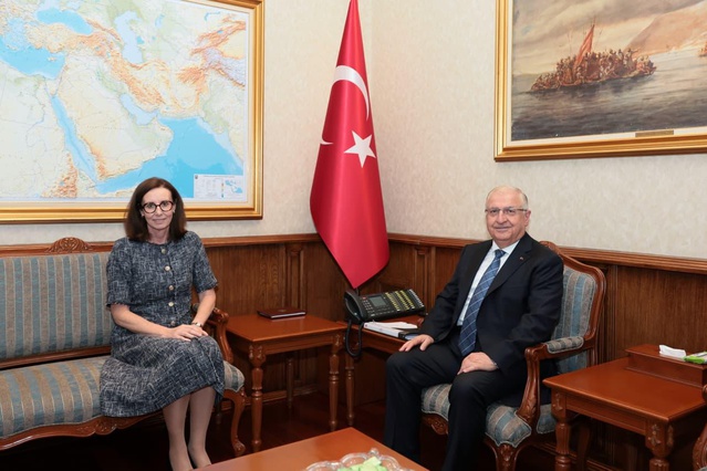 Milli Savunma Bakanı Güler, Birleşik Krallık Büyükelçisi Anderson'ı kabul etti