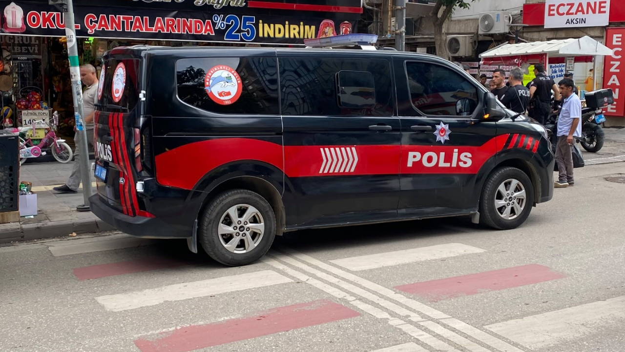 Elazığ’da bıçaklı kavga: 2 kişi yaralandı