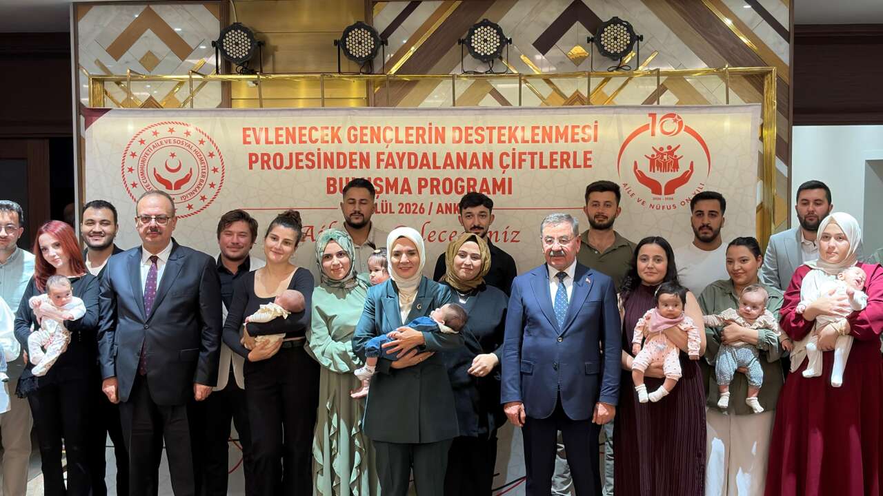 Bakan Göktaş Ankara’da genç çiftlerle buluştu: “Gençlerimizin yuva kurmaları bizler için çok değerli”
