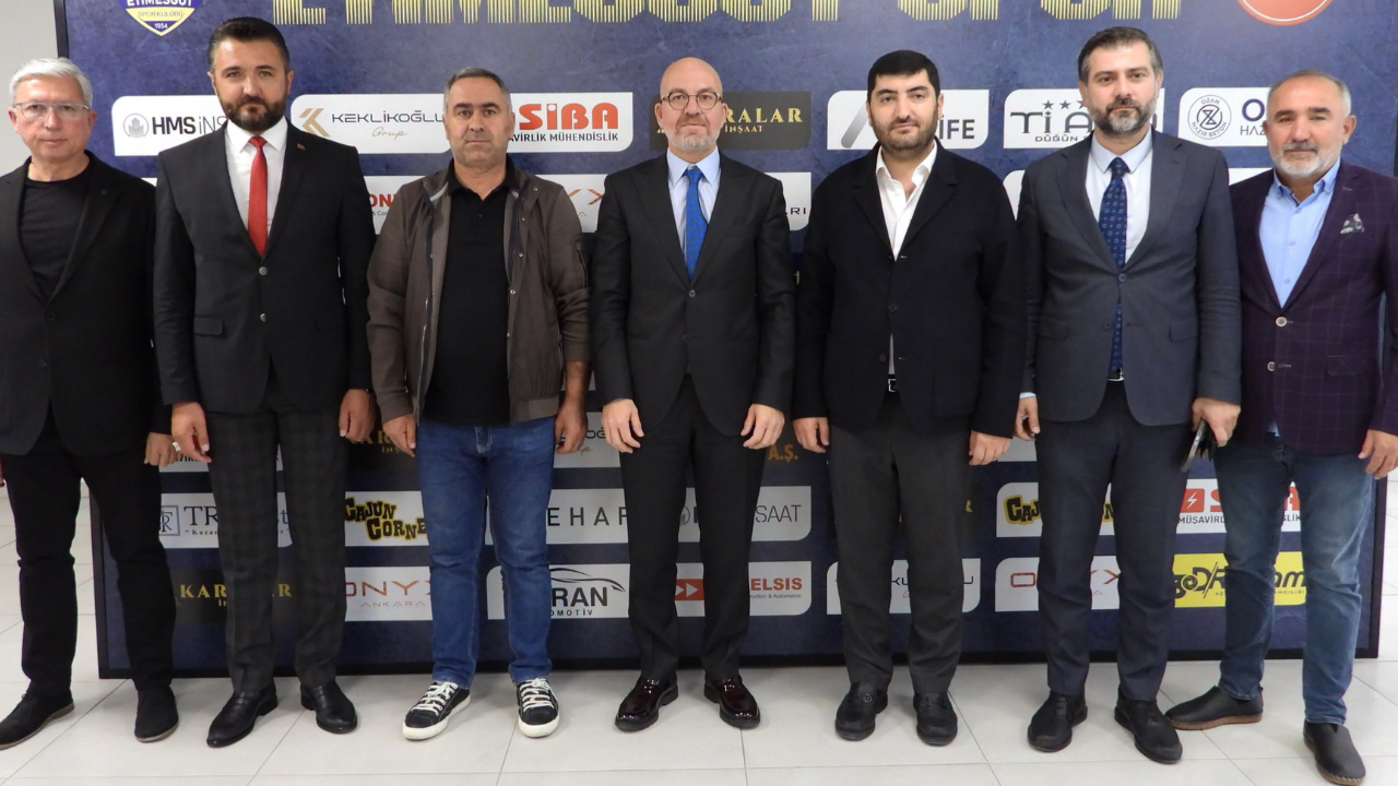 AK Parti Etimesgut Teşkilatından Etimesgut Spor’a ziyaret