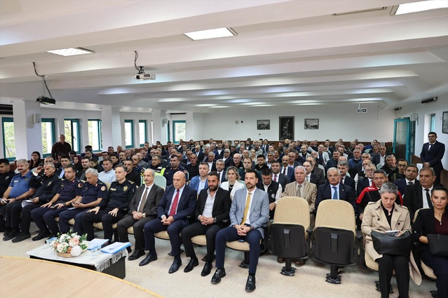 Merzifon’da muhtarlar toplantısı yapıldı