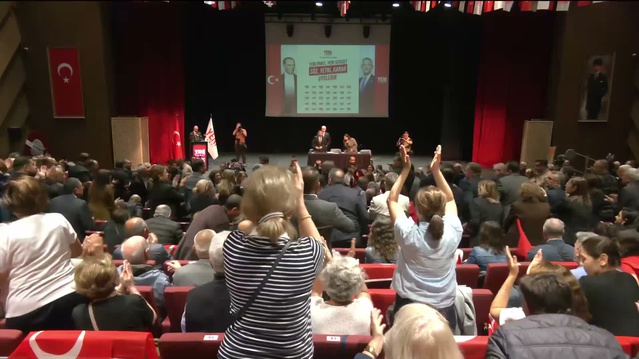 Özgür Özel, fon krizinde istifa eden Kaya için Erdoğan'a hesap sordu