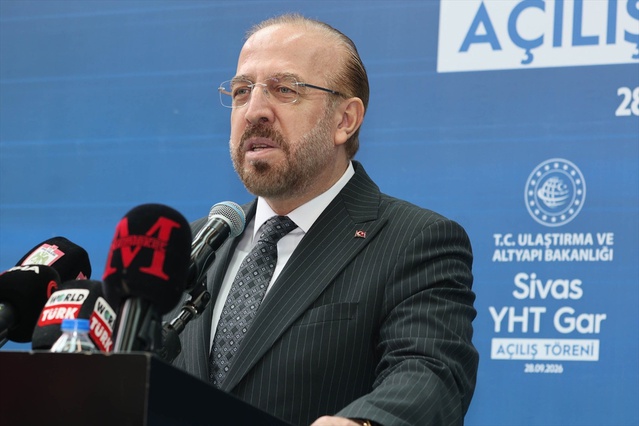 Sivas'ta tarihi lojistik ambar, özgün mimarisi korunarak YHT hizmet binası oldu