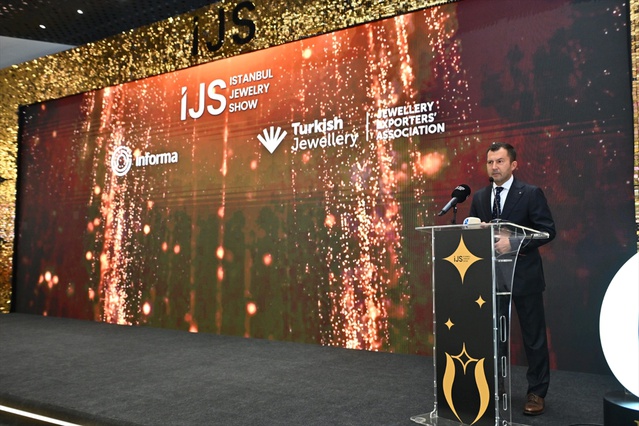 İstanbul Mücevher Fuarı 60. kez açıldı, milyarlarca liralık ürün sergileniyor