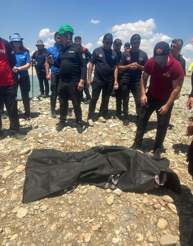Batman Çayı'na düşen 14 yaşındaki çocuğun cansız bedeni bu sabah bulundu