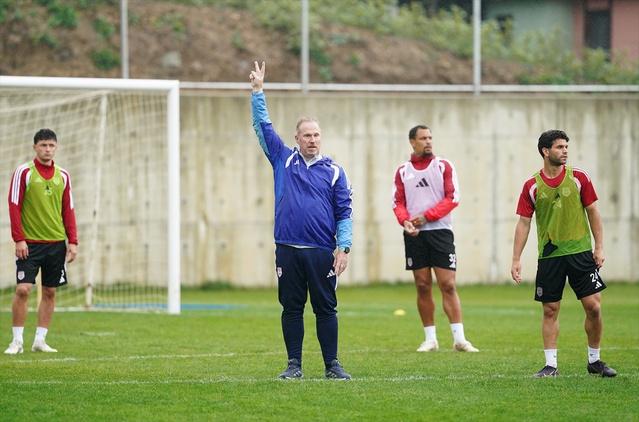 Gronnemark, Pendikspor'da taç atışlarının maç sonucunu etkilediğini söyledi