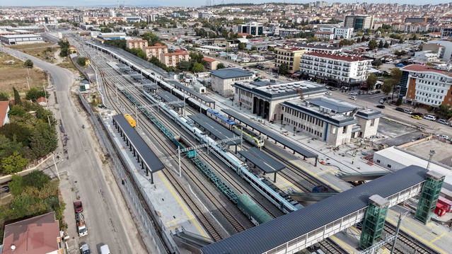 Orient Express, 70 yolcusuyla Kapıkule'den Türkiye'ye girip Edirne'ye ulaştı
