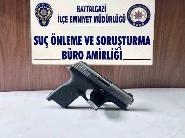 Malatya'da 20-24 Eylül çalışmalarında silahlar ele geçirildi, 39 aranan şahıs yakalandı
