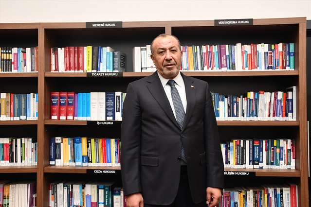Avukatlar için kişisel veri rehberi tanıtıldı, KVKK 'veri işlemeyin' demiyor