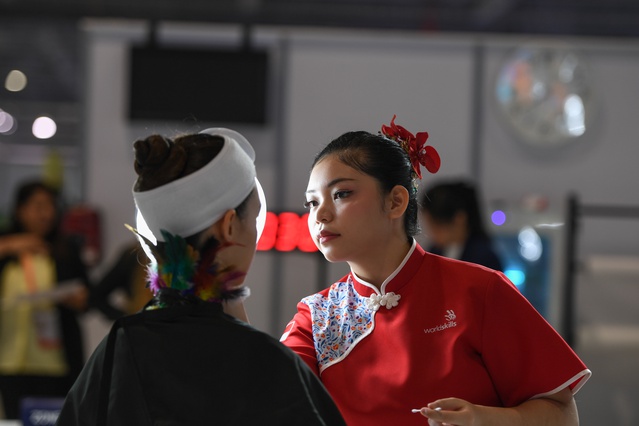 Shanghai'da Dünya Beceri Yarışması 1.385 yarışmacıyla 64 kategoride sürüyor