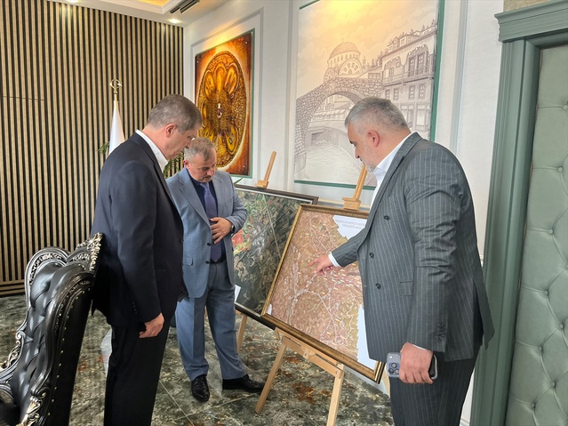 Niksar'daki projeler Kaymakamlıkta AK Parti Tokat Milletvekili Arslan'a sunuldu