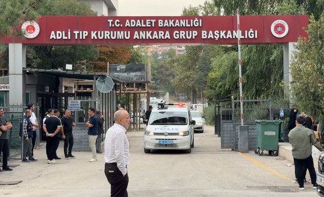 Ankara Yenimahalle'de 3 arkadaşını öldürdüğü belirlenen şüpheli intihar etti