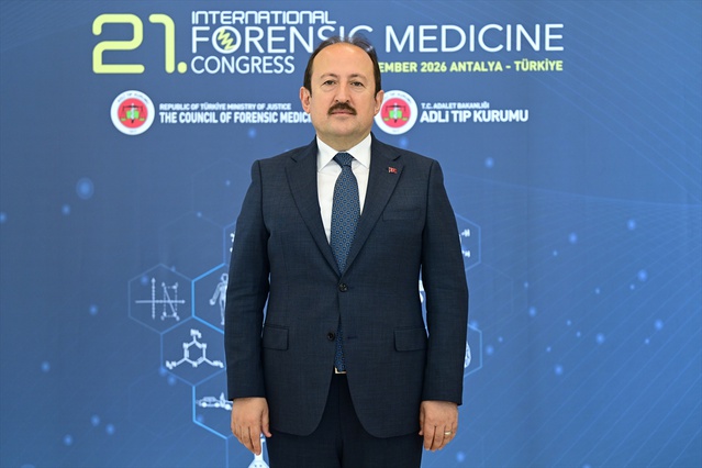 AFAD'ın gönüllü sayısı 1 milyon 600 bine ulaştı, Pehlivan depreme dirençli mekan istedi