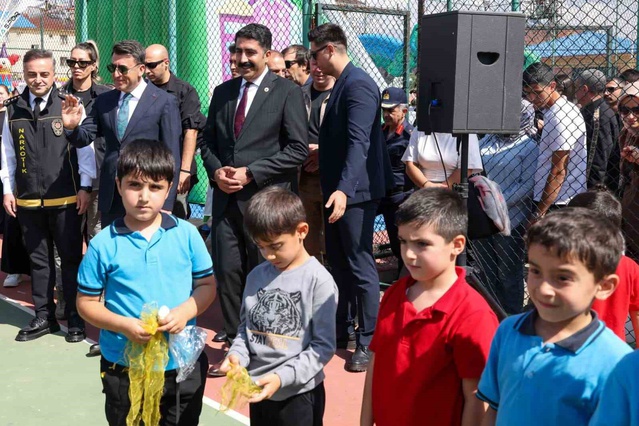 Tunceli'de Vali Aygöl'ün katıldığı annelere uyuşturucuyla mücadele anlatıldı